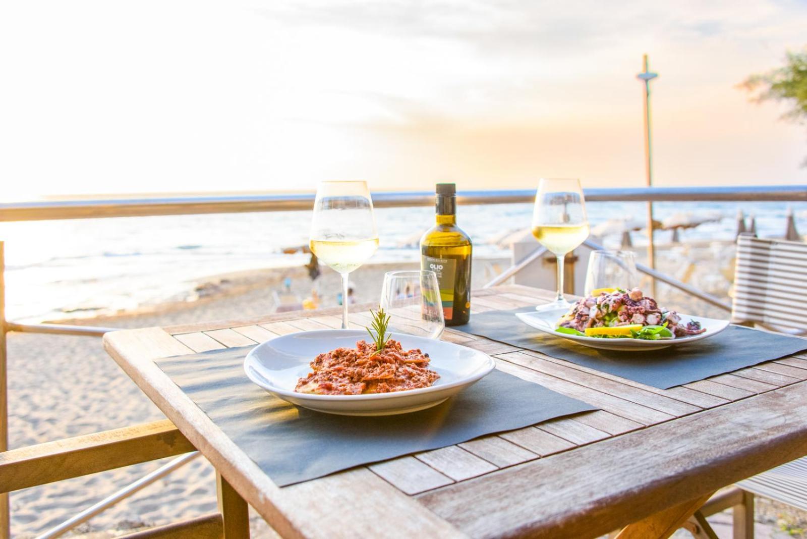 Hotel Riva degli Etruschi San Vincenzo Esterno foto