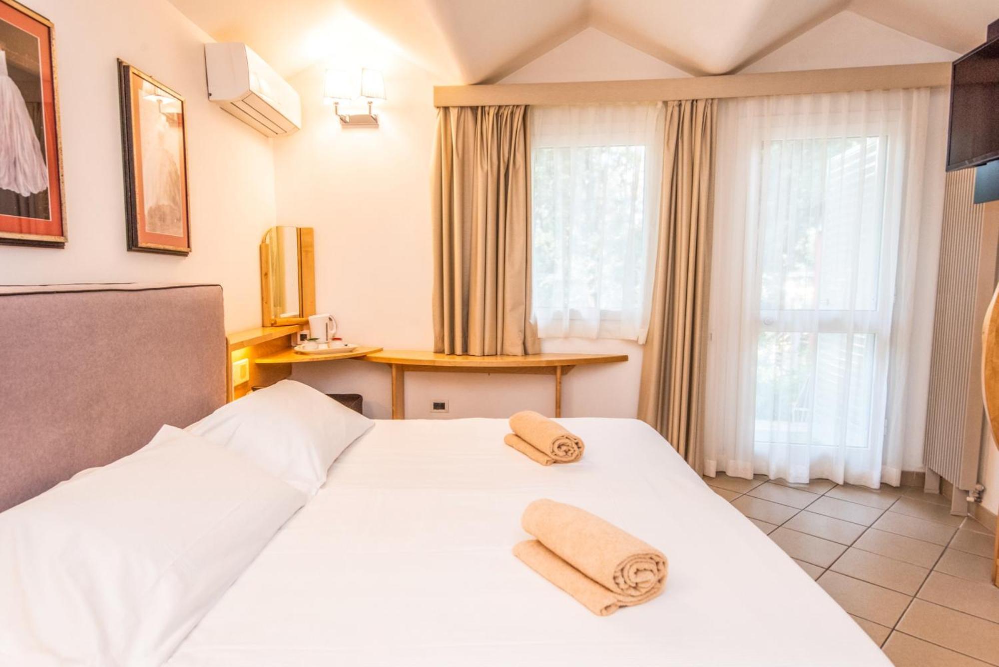 Hotel Riva degli Etruschi San Vincenzo Esterno foto