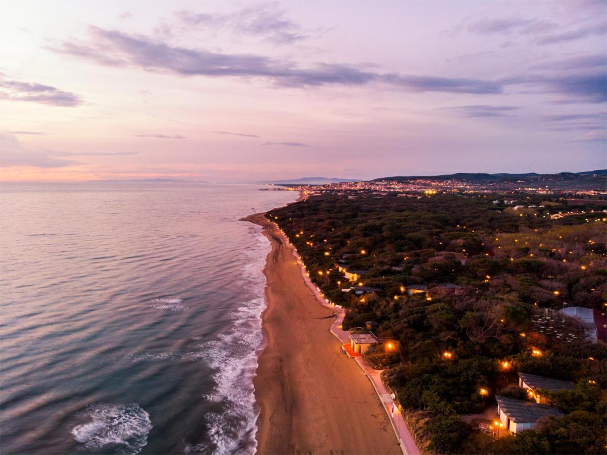 Hotel Riva degli Etruschi San Vincenzo Esterno foto